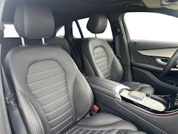 met. valkoinen Mercedes-Benz EQC 2021 kuva 5.