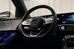 valkoinen Mercedes-Benz EQC 2021 kuva 15.