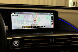 valkoinen Mercedes-Benz EQC 2021 kuva 25.
