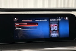 harmaa Mercedes-Benz EQC 2021 kuva 26.