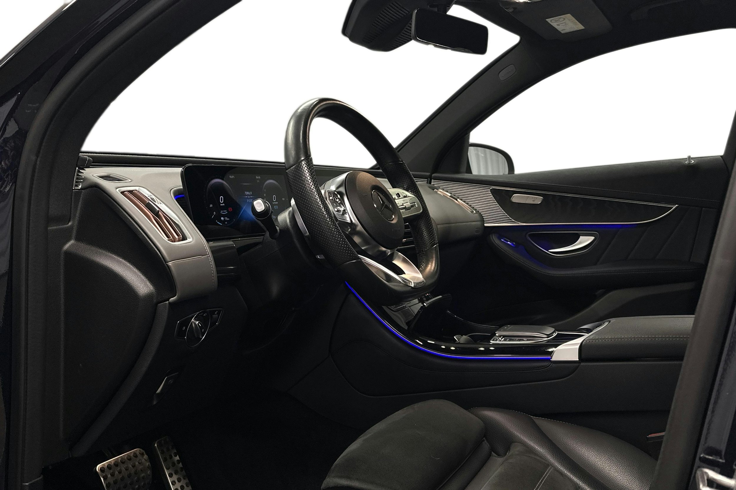 met. sininen Mercedes-Benz EQC 2021 kuva 7.