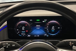 met. sininen Mercedes-Benz EQC 2021 kuva 16.