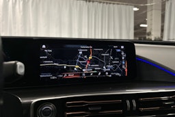 met. sininen Mercedes-Benz EQC 2021 kuva 17.