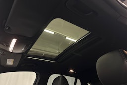 met. sininen Mercedes-Benz EQC 2021 kuva 28.