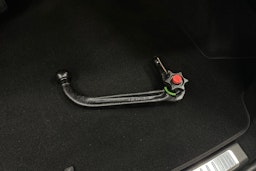 met. sininen Mercedes-Benz EQC 2021 kuva 32.