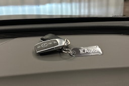 met. sininen Mercedes-Benz EQC 2021 kuva 33.