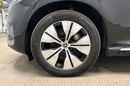harmaa Mercedes-Benz EQC 2021 kuva 11.