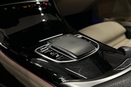 harmaa Mercedes-Benz EQC 2021 kuva 28.