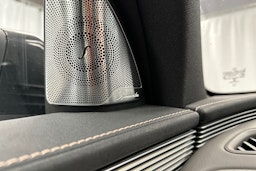 harmaa Mercedes-Benz EQC 2021 kuva 31.