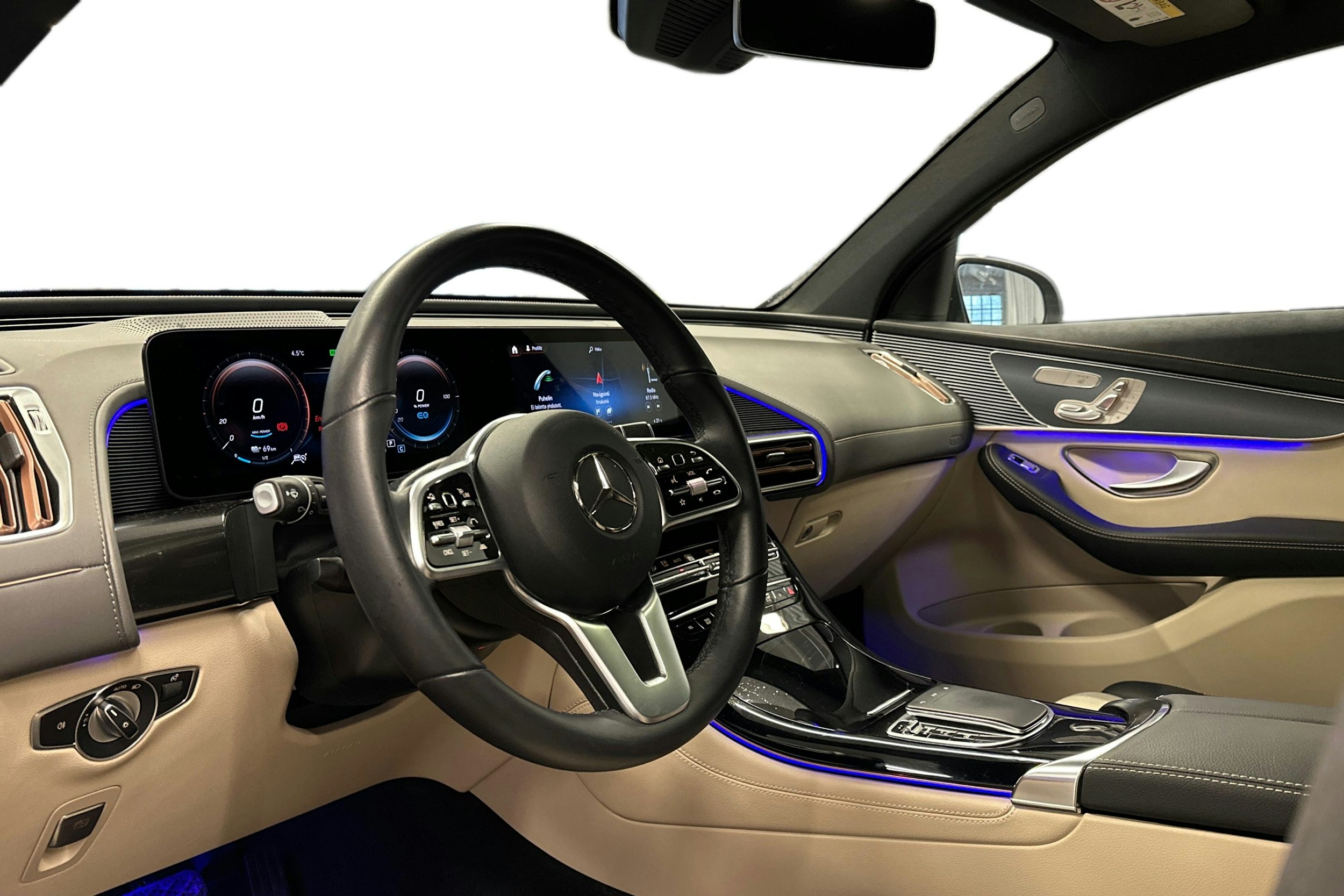 musta Mercedes-Benz EQC 2021 kuva 3.