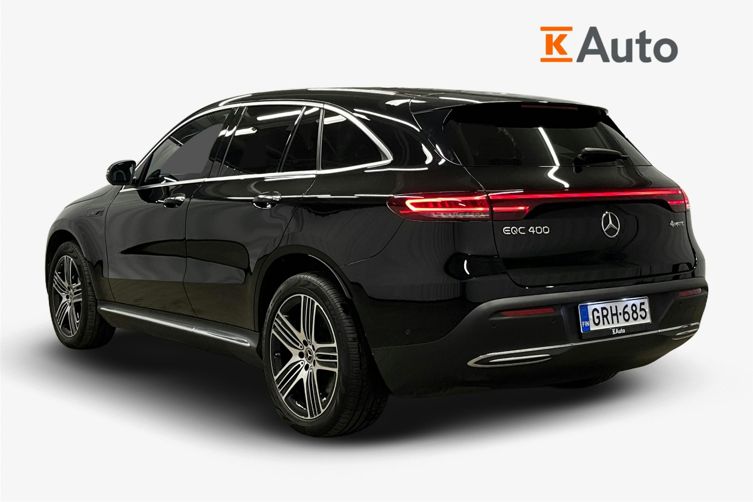 musta Mercedes-Benz EQC 2021 kuva 2.