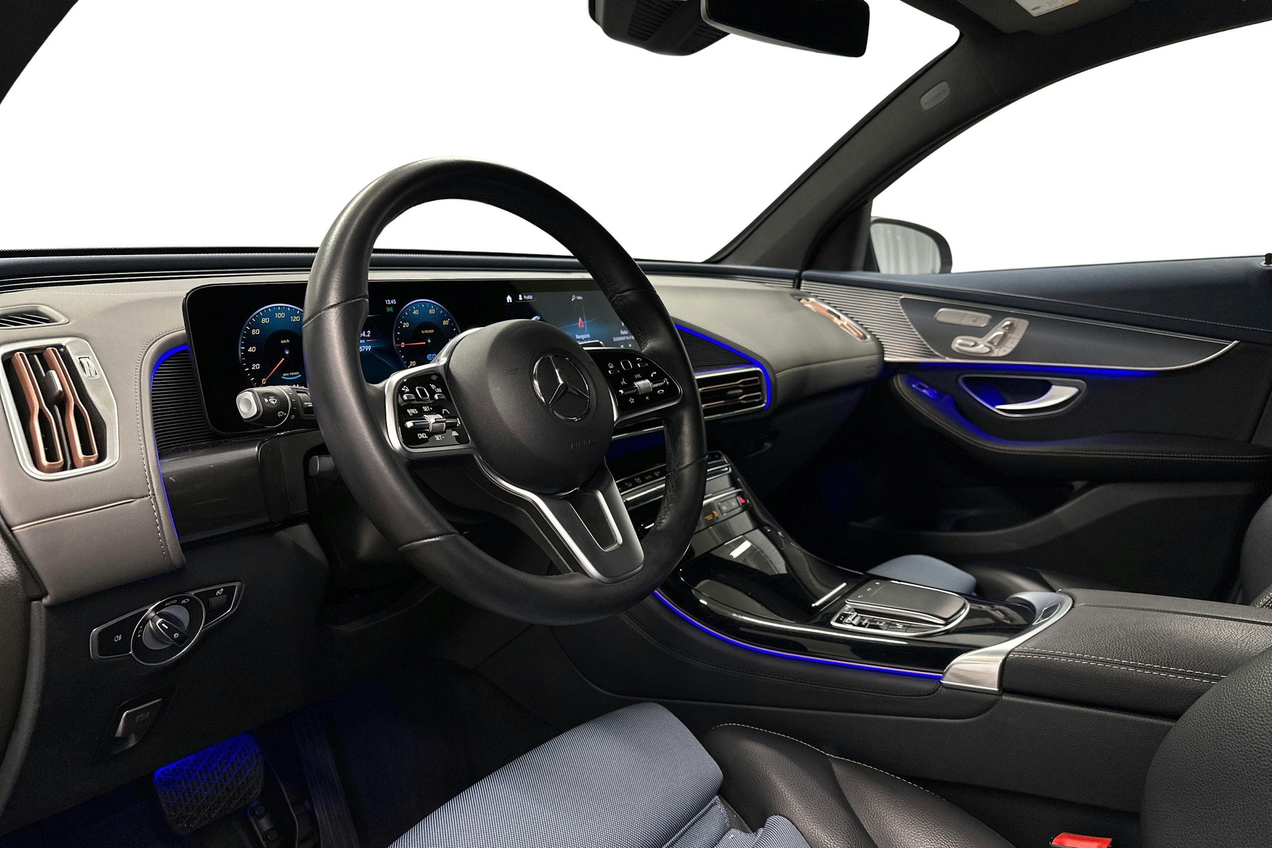 musta Mercedes-Benz EQC 2021 kuva 7.