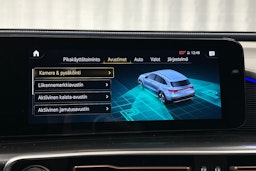 musta Mercedes-Benz EQC 2021 kuva 28.