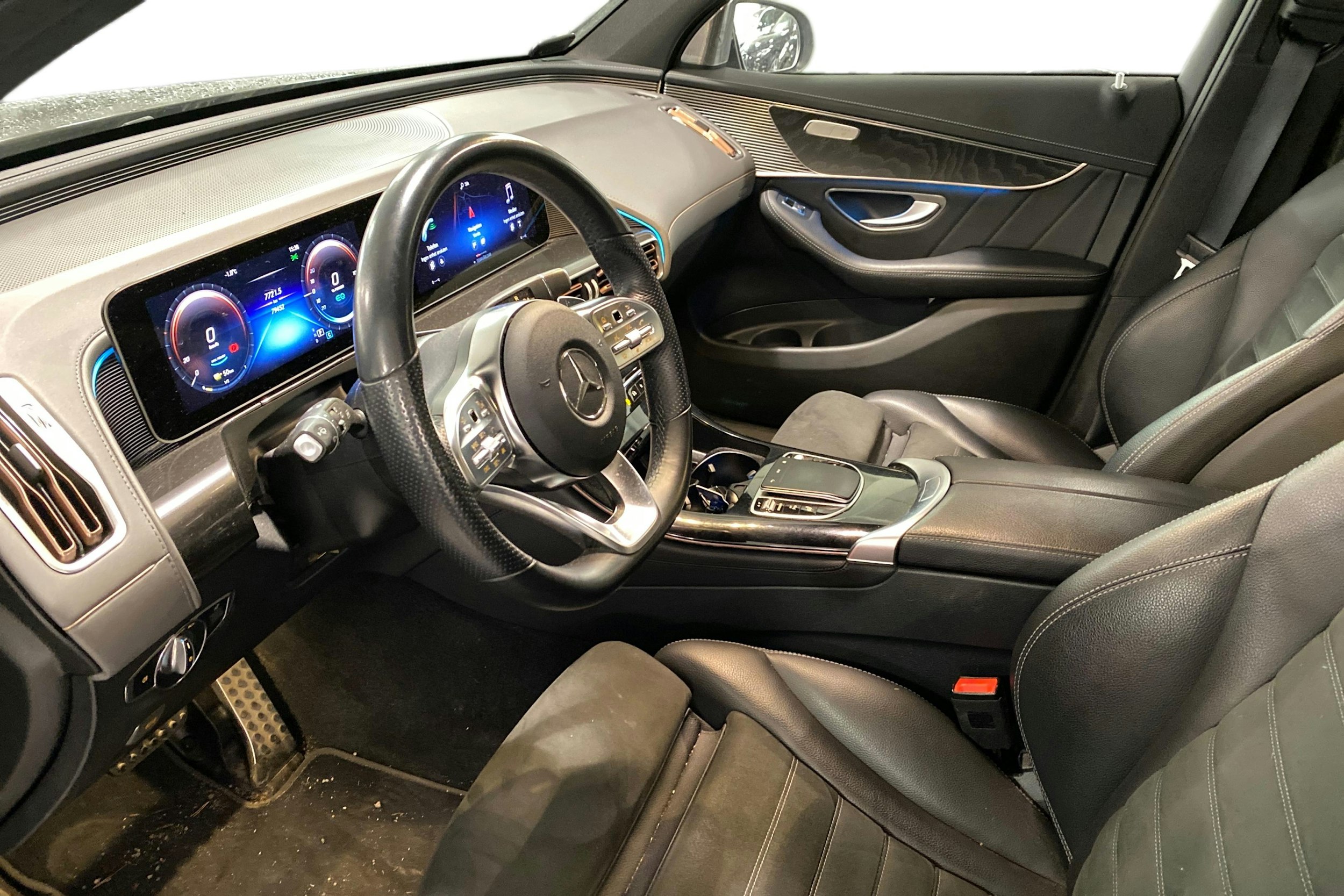 harmaa Mercedes-Benz EQC 2021 kuva 3.