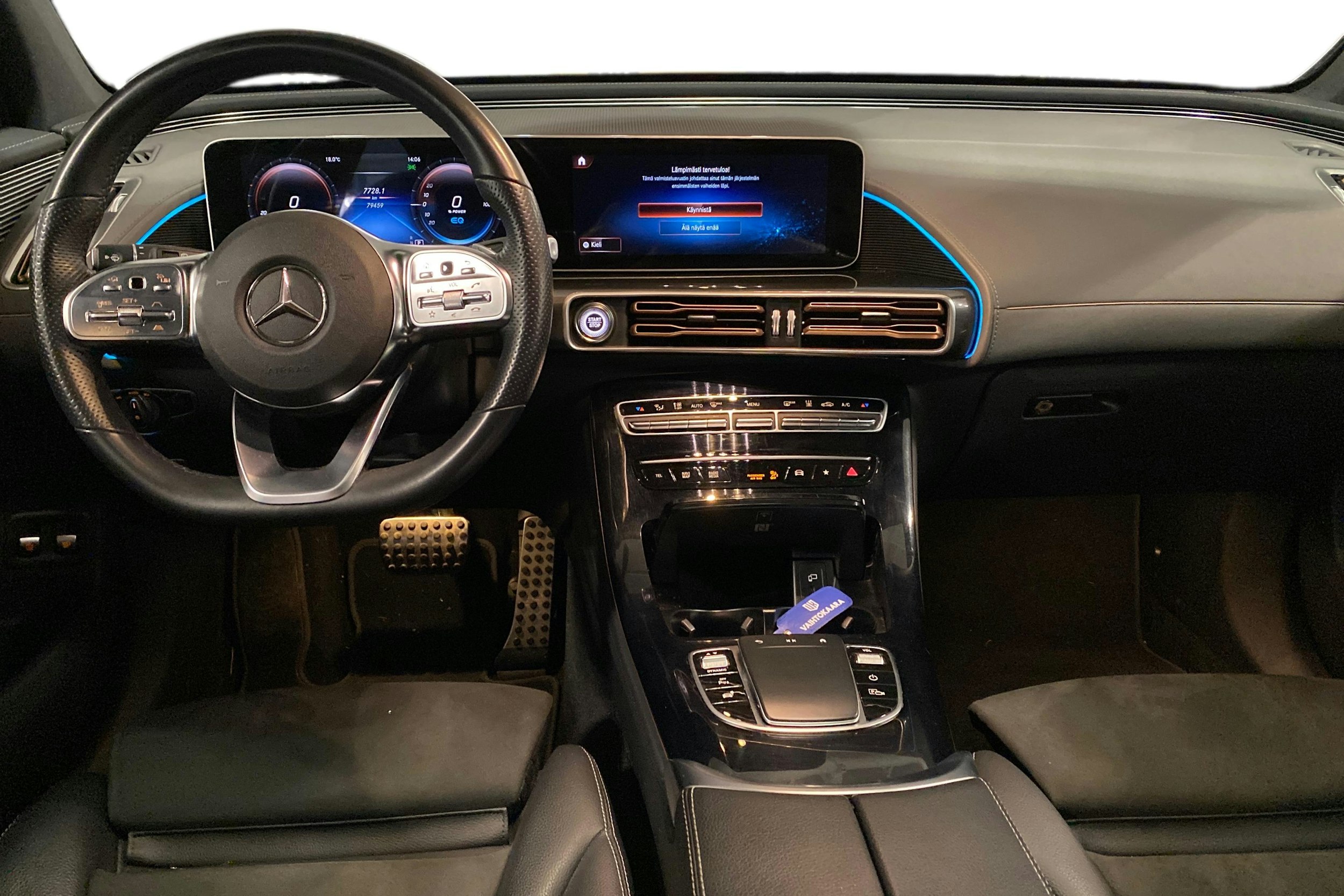 harmaa Mercedes-Benz EQC 2021 kuva 9.