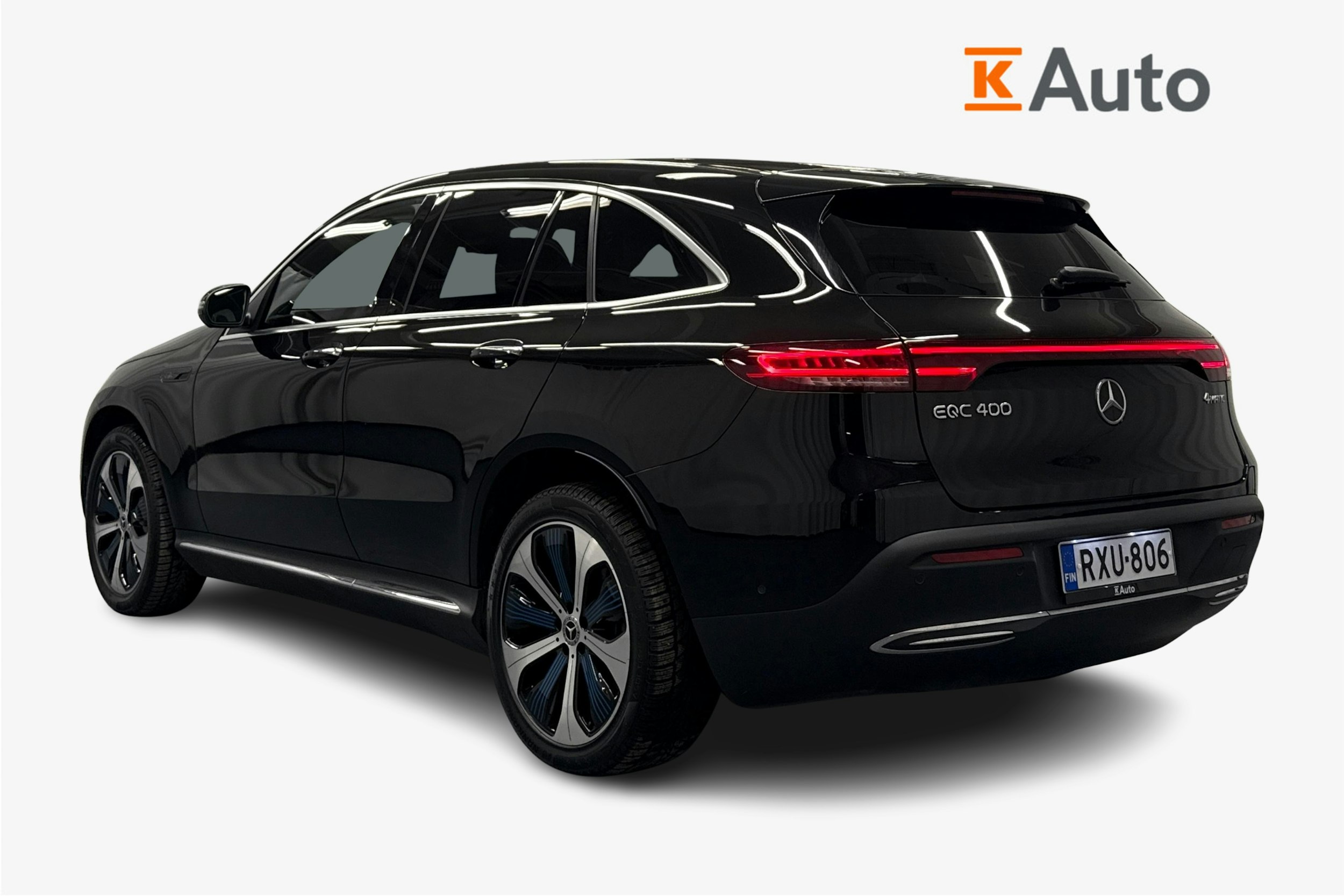 musta Mercedes-Benz EQC 2021 kuva 2.