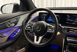 musta Mercedes-Benz EQC 2021 kuva 14.