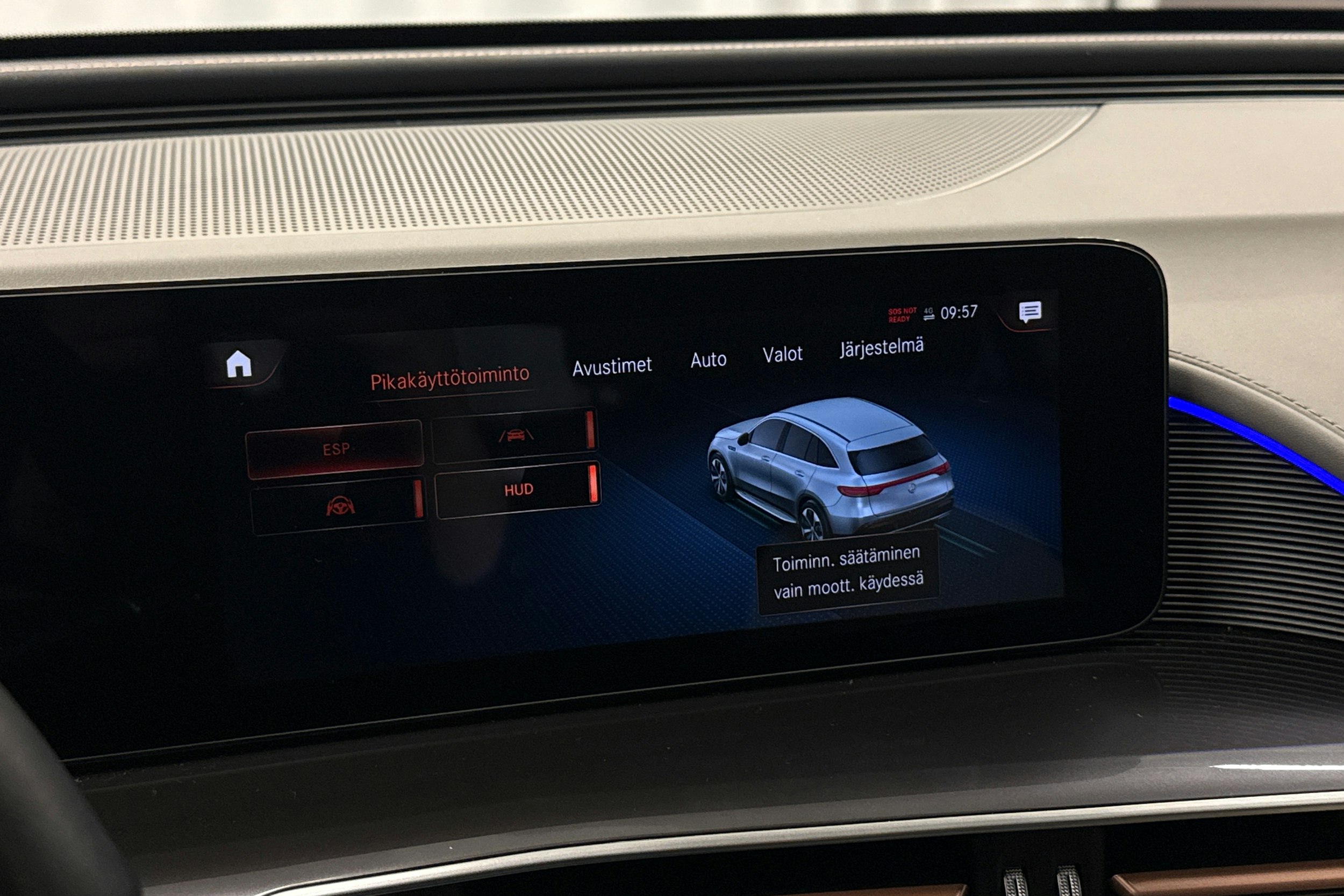 musta Mercedes-Benz EQC 2021 kuva 20.