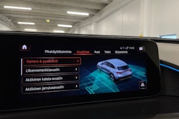harmaa Mercedes-Benz EQC 2021 kuva 21.