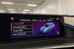 harmaa Mercedes-Benz EQC 2021 kuva 22.