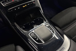 Sininen Mercedes-Benz EQC 2021 kuva 24.