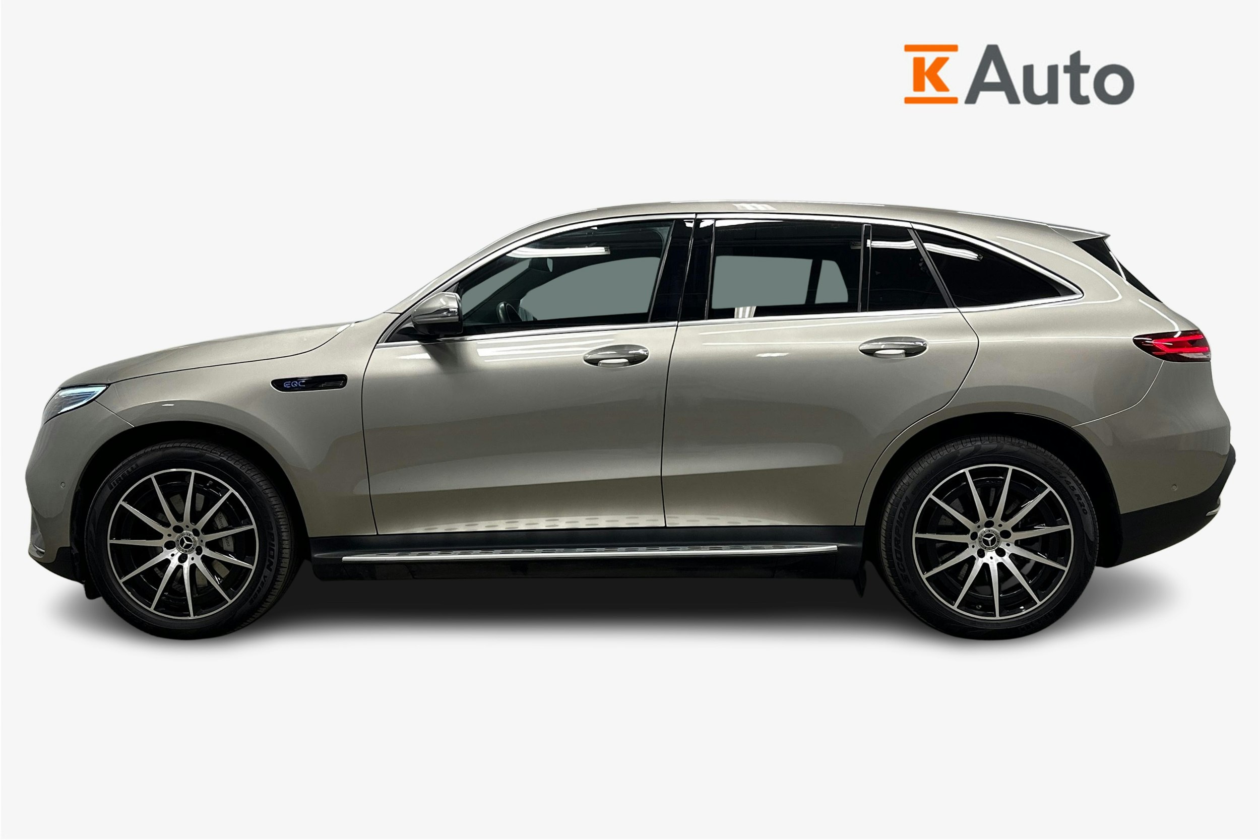 hopea Mercedes-Benz EQC 2022 kuva 6.