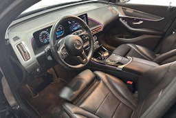 musta Mercedes-Benz EQC 2022 kuva 9.