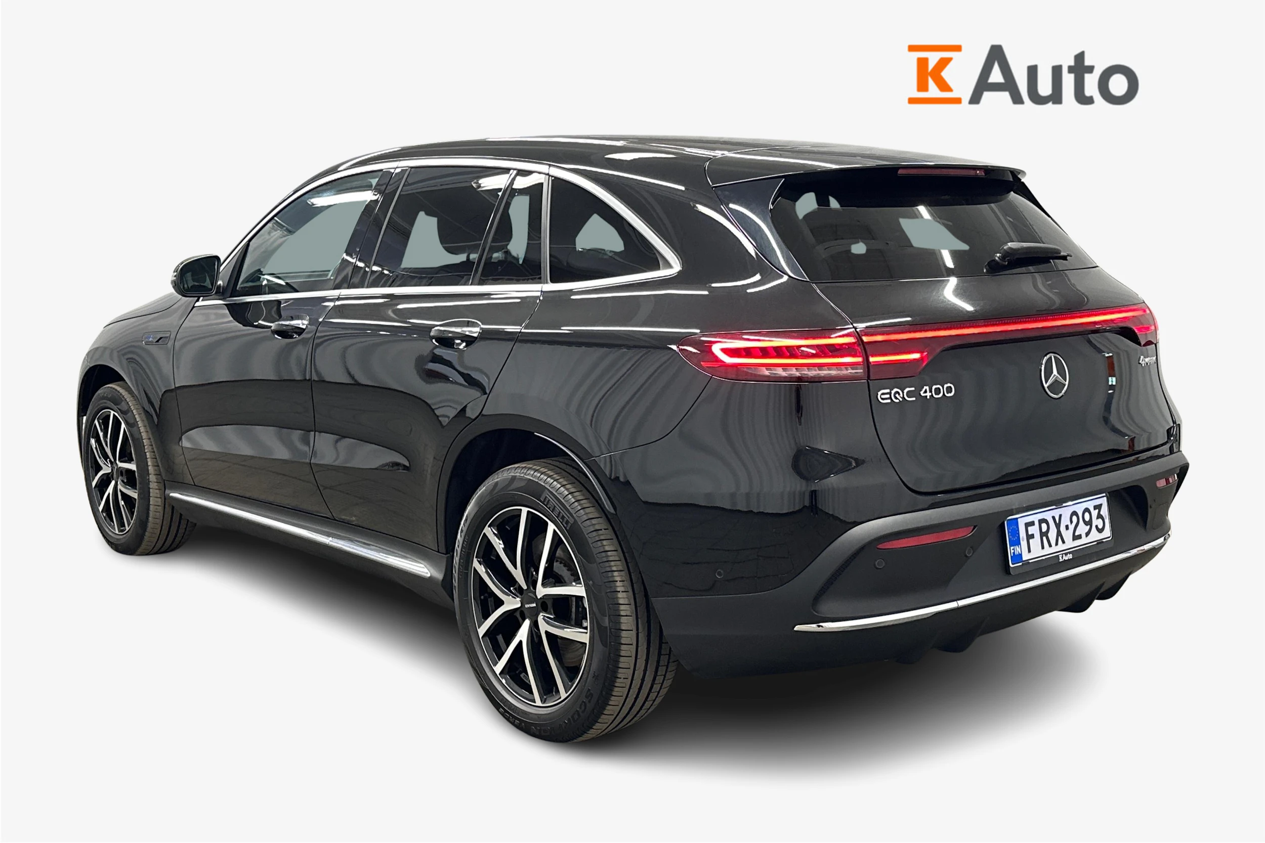 Musta Mercedes-Benz EQC 2022 kuva 2.