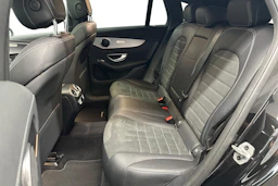 Musta Mercedes-Benz EQC 2022 kuva 8.
