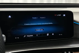 Musta Mercedes-Benz EQC 2022 kuva 19.