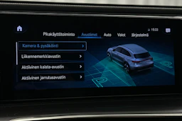 Musta Mercedes-Benz EQC 2022 kuva 26.