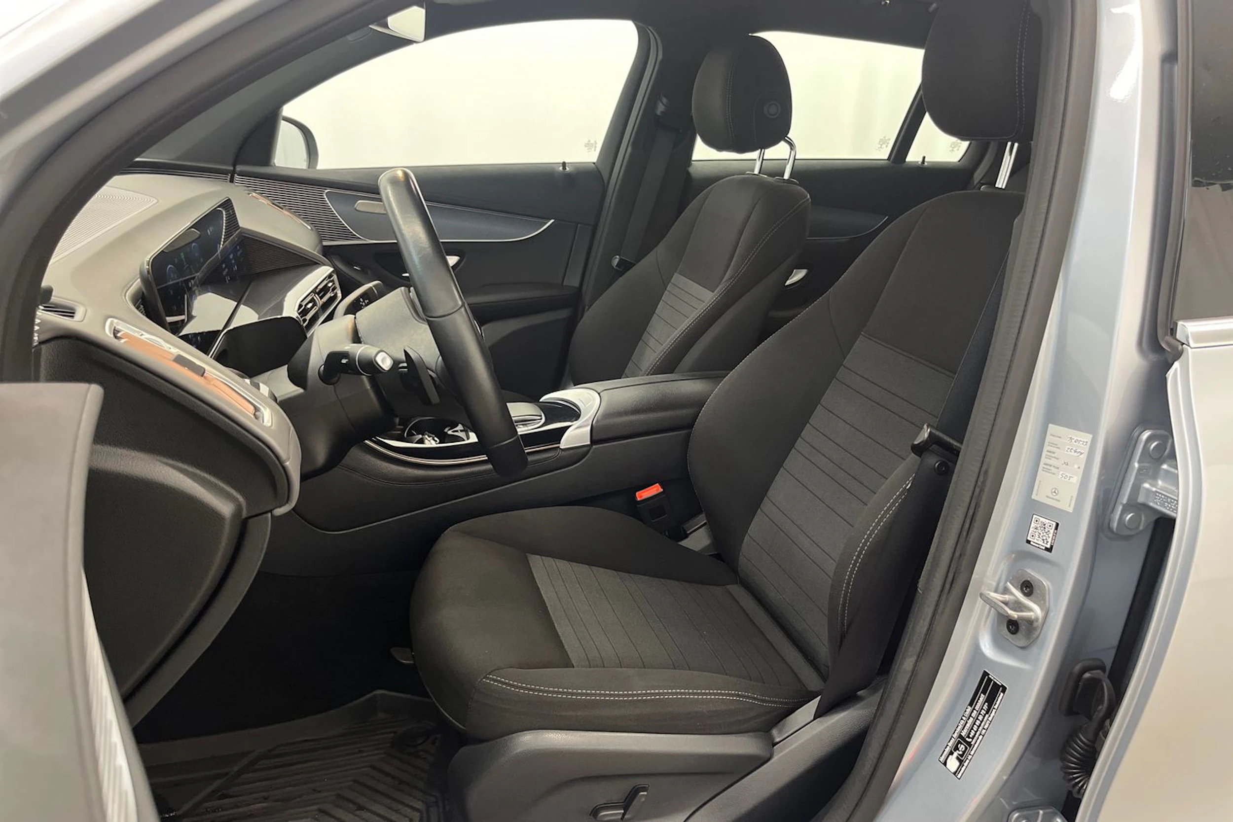 hopea Mercedes-Benz EQC 2022 kuva 11.