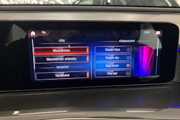 met. sininen Mercedes-Benz EQC 2022 kuva 14.