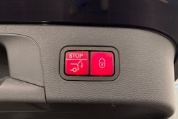 met. sininen Mercedes-Benz EQC 2022 kuva 18.