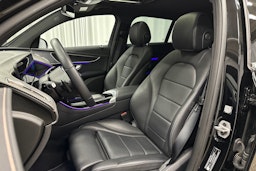 musta Mercedes-Benz EQC 2022 kuva 16.