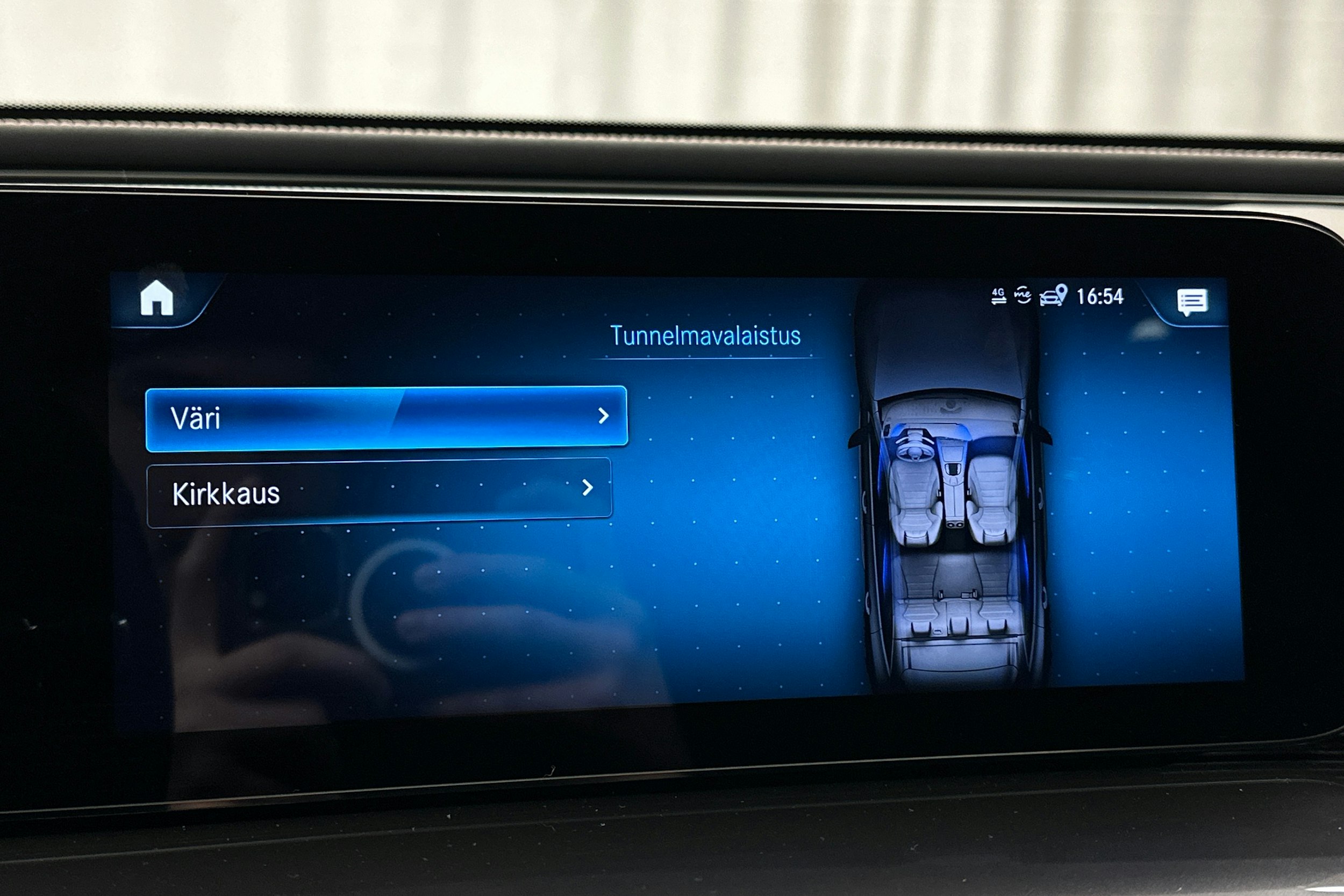 musta Mercedes-Benz EQC 2022 kuva 24.