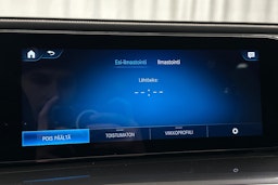 musta Mercedes-Benz EQC 2022 kuva 26.