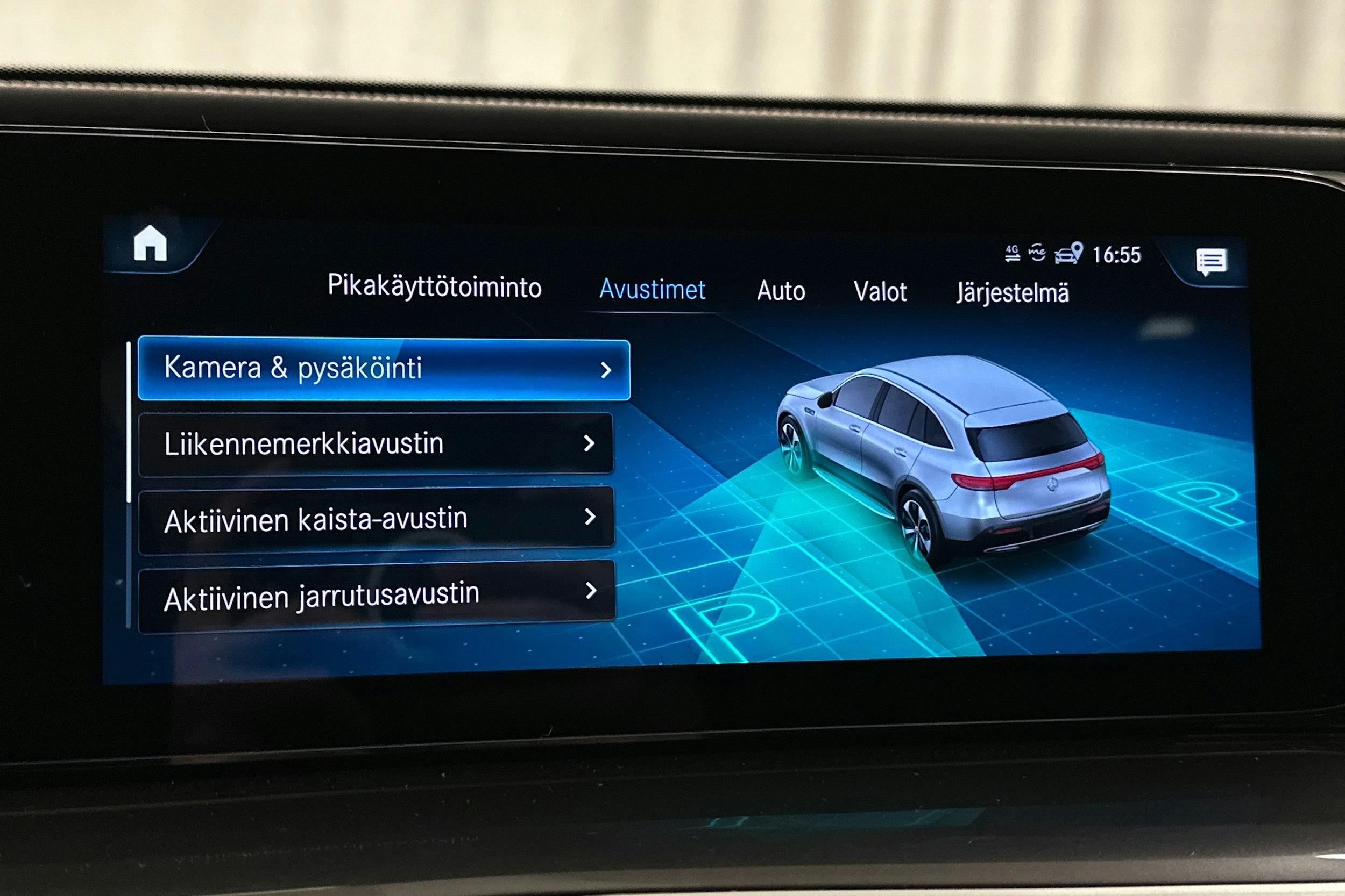 musta Mercedes-Benz EQC 2022 kuva 27.