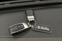 musta Mercedes-Benz EQC 2022 kuva 32.