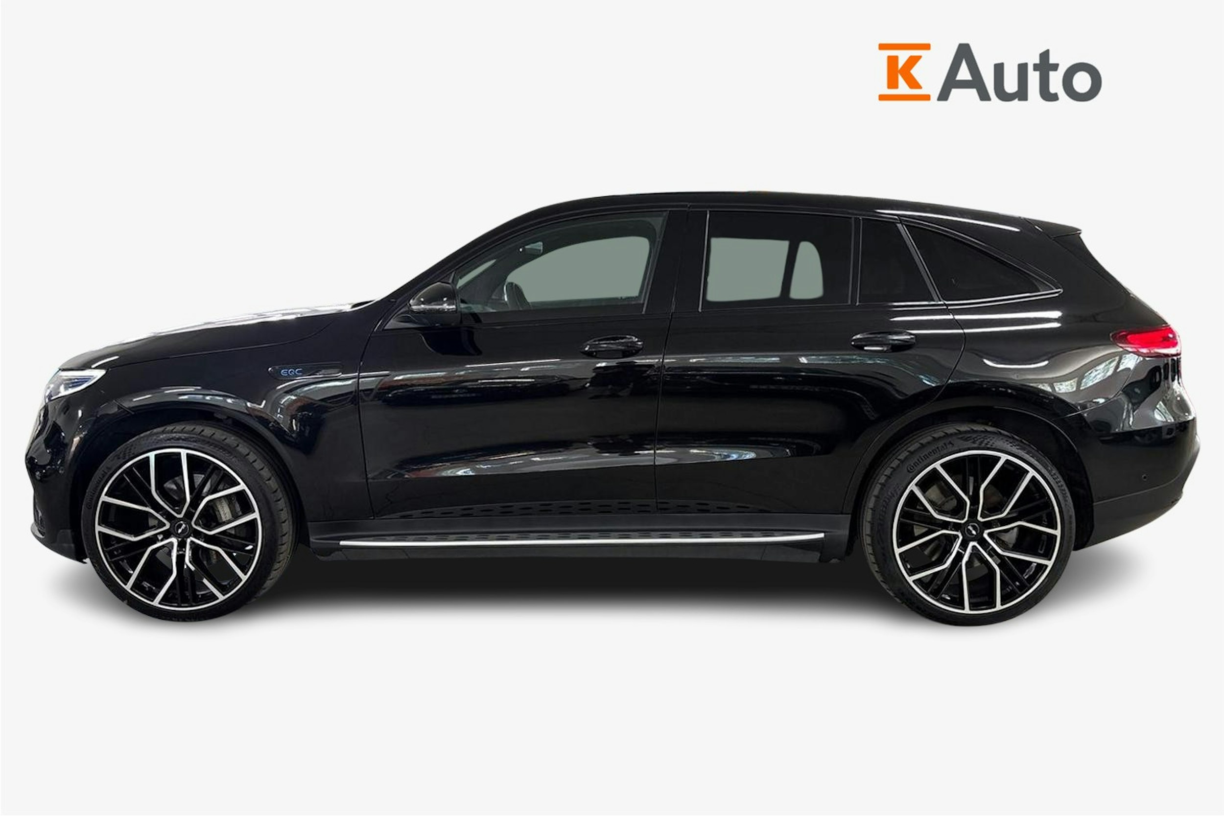 Musta Mercedes-Benz EQC 2022 kuva 5.