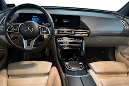 Musta Mercedes-Benz EQC 2022 kuva 7.
