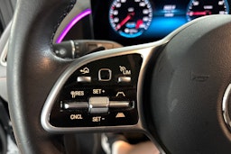 Musta Mercedes-Benz EQC 2022 kuva 15.