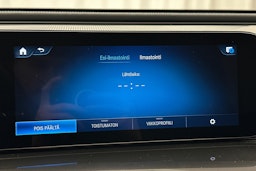 harmaa Mercedes-Benz EQC 2022 kuva 30.