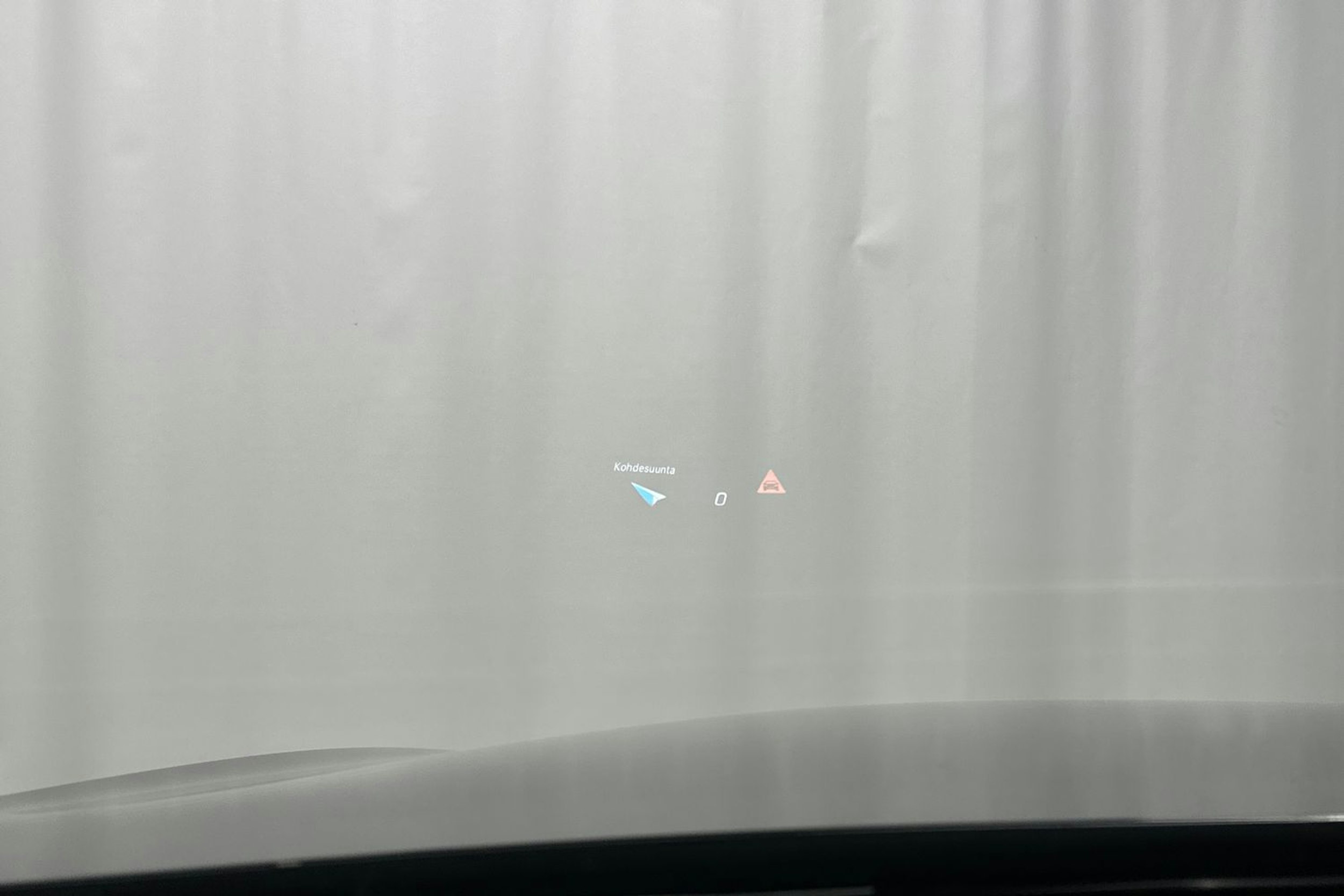 Musta Mercedes-Benz EQC 2022 kuva 17.