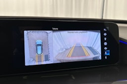 Musta Mercedes-Benz EQC 2022 kuva 18.