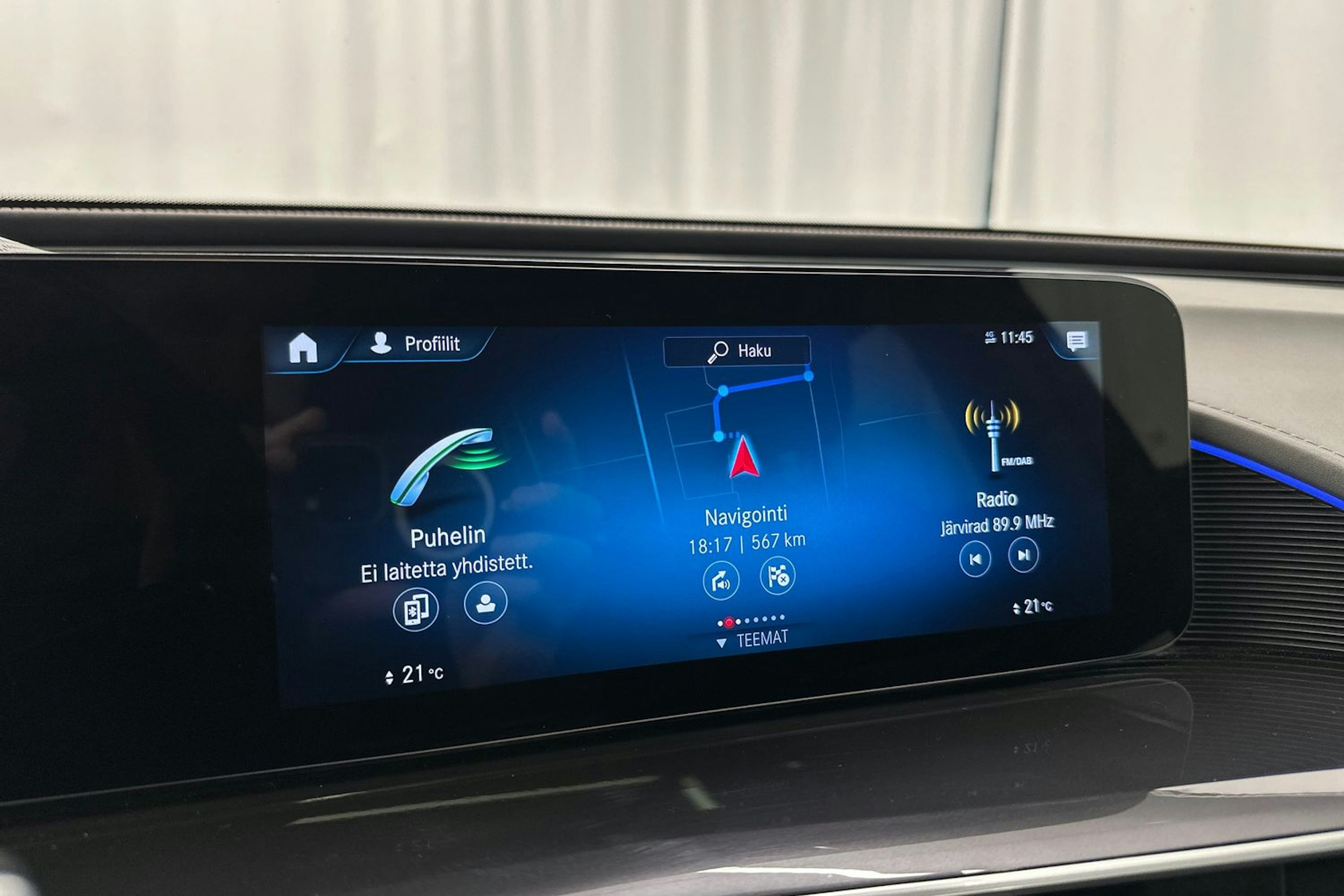 Musta Mercedes-Benz EQC 2022 kuva 19.