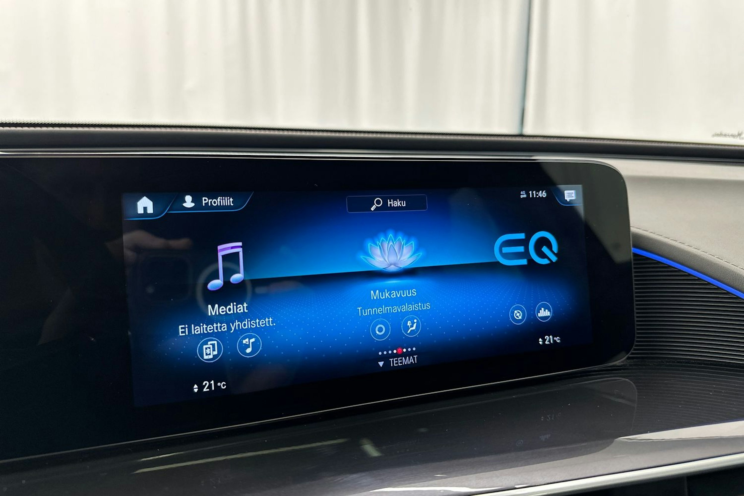 Musta Mercedes-Benz EQC 2022 kuva 20.