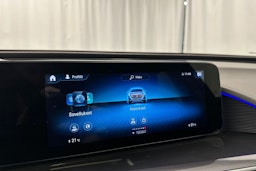 Musta Mercedes-Benz EQC 2022 kuva 21.