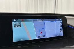 Musta Mercedes-Benz EQC 2022 kuva 22.