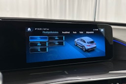 Musta Mercedes-Benz EQC 2022 kuva 26.